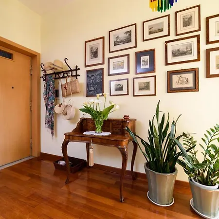 La Camelia Apartment *