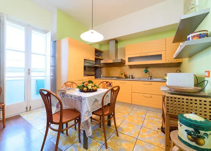 La Camelia Сорренто